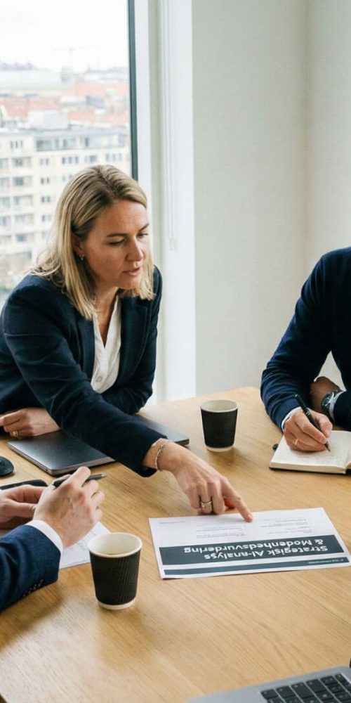 AI-i-Business-Strategy-–-Fra-hype-til-værdiskabende-forretningsstrategi-1